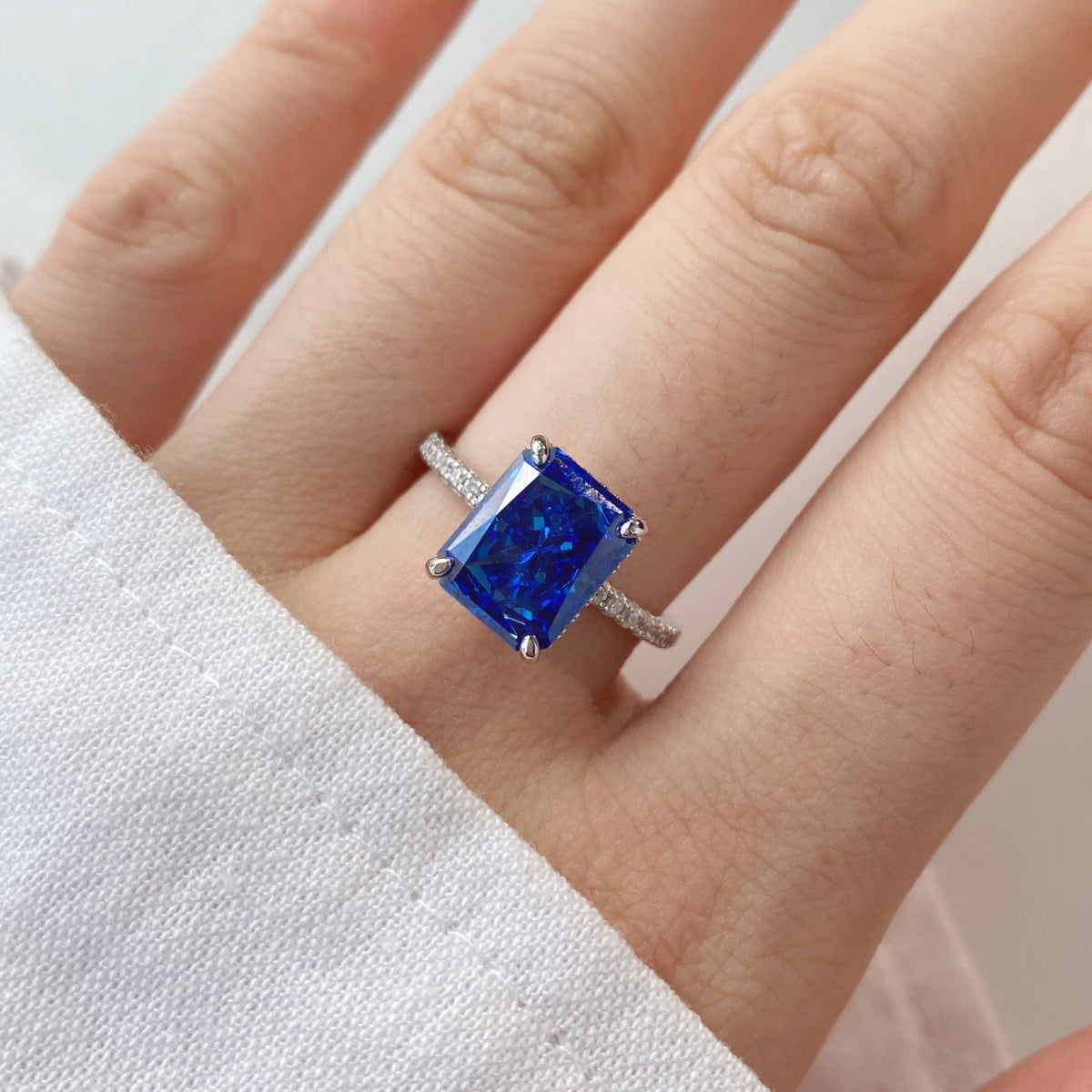 [Regalia jewelry]4.0 Carat Luxurious Engagement Ring
