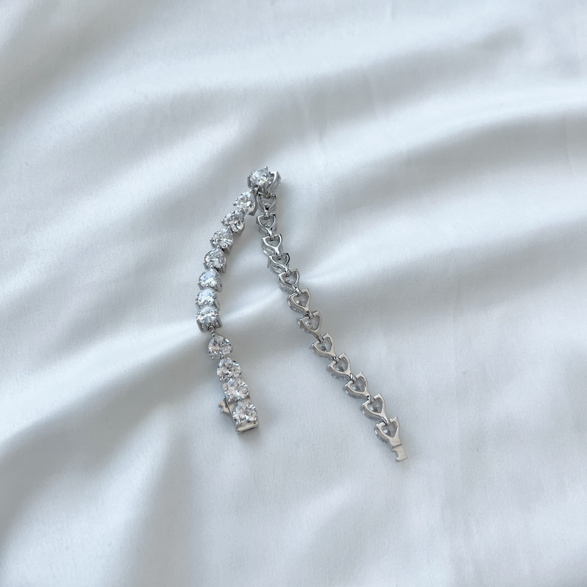 [Joyería Regalia] Pulsera elegante con forma de corazón romántico de 0,75 quilates