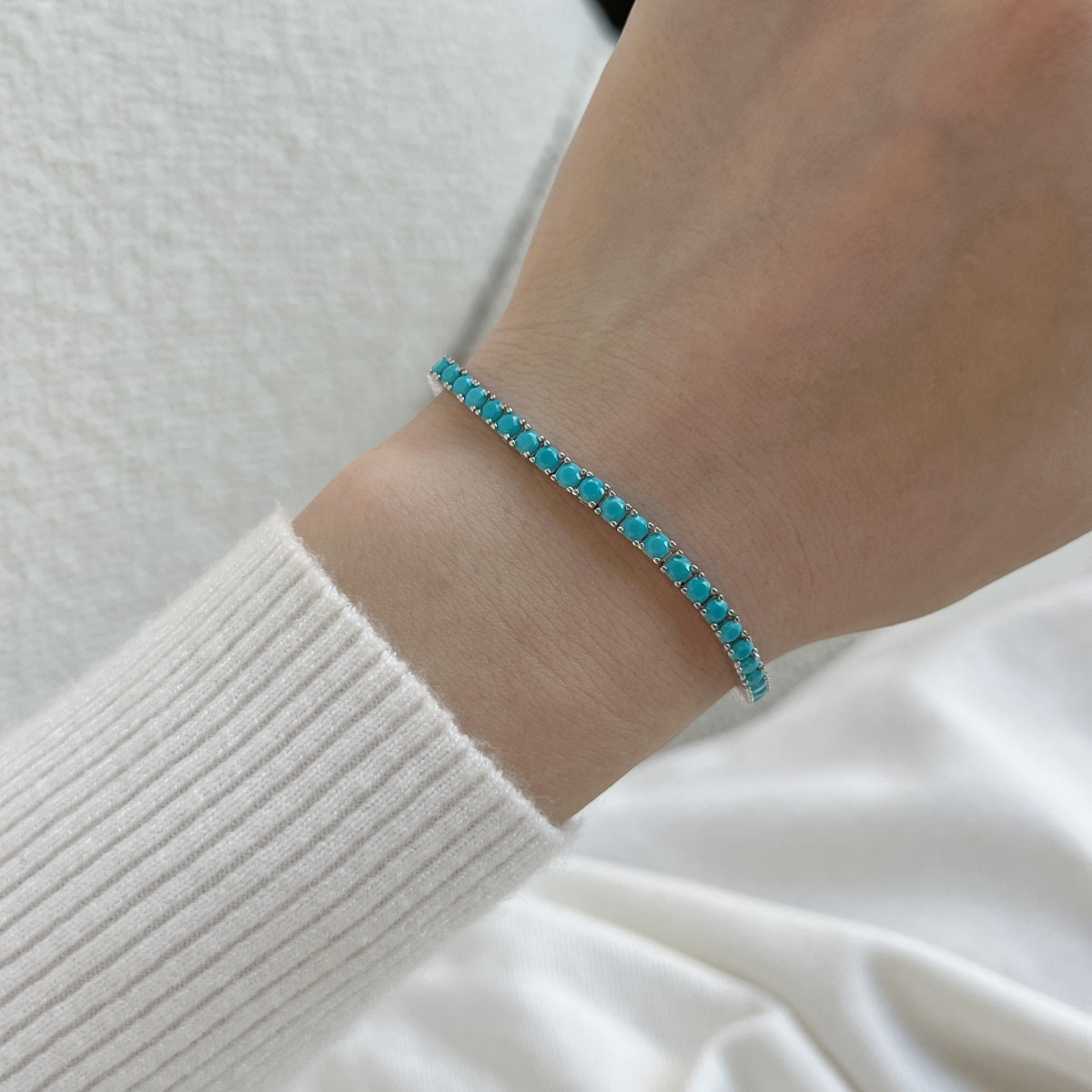 [Joyas Regalia] Delicada y encantadora pulsera de tenis de corte redondo