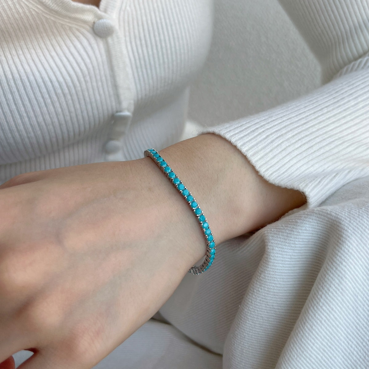 [Joyas Regalia] Delicada y encantadora pulsera de tenis de corte redondo
