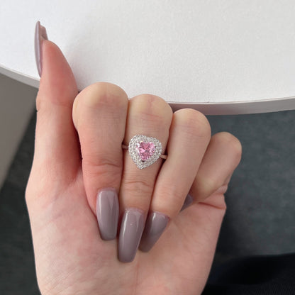[Joyas Regalia] Anillo de bodas delicado y exuberante en forma de corazón