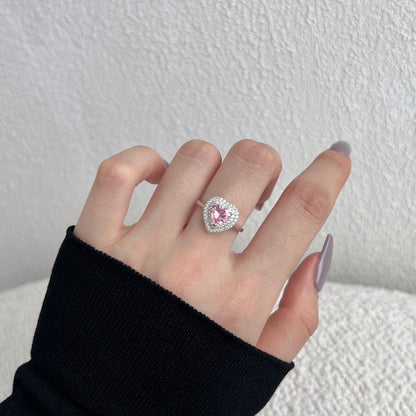 [Joyas Regalia] Anillo de bodas delicado y exuberante en forma de corazón