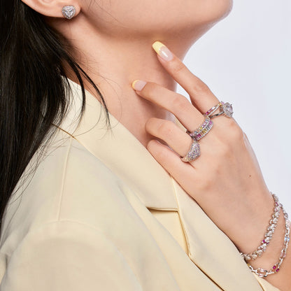 [Joyas Regalia] Anillo de bodas delicado y exuberante en forma de corazón
