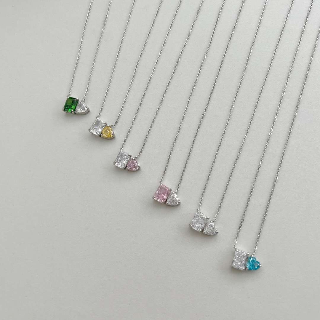 [Bijoux Regalia] Collier éblouissant en forme de carré et de cœur