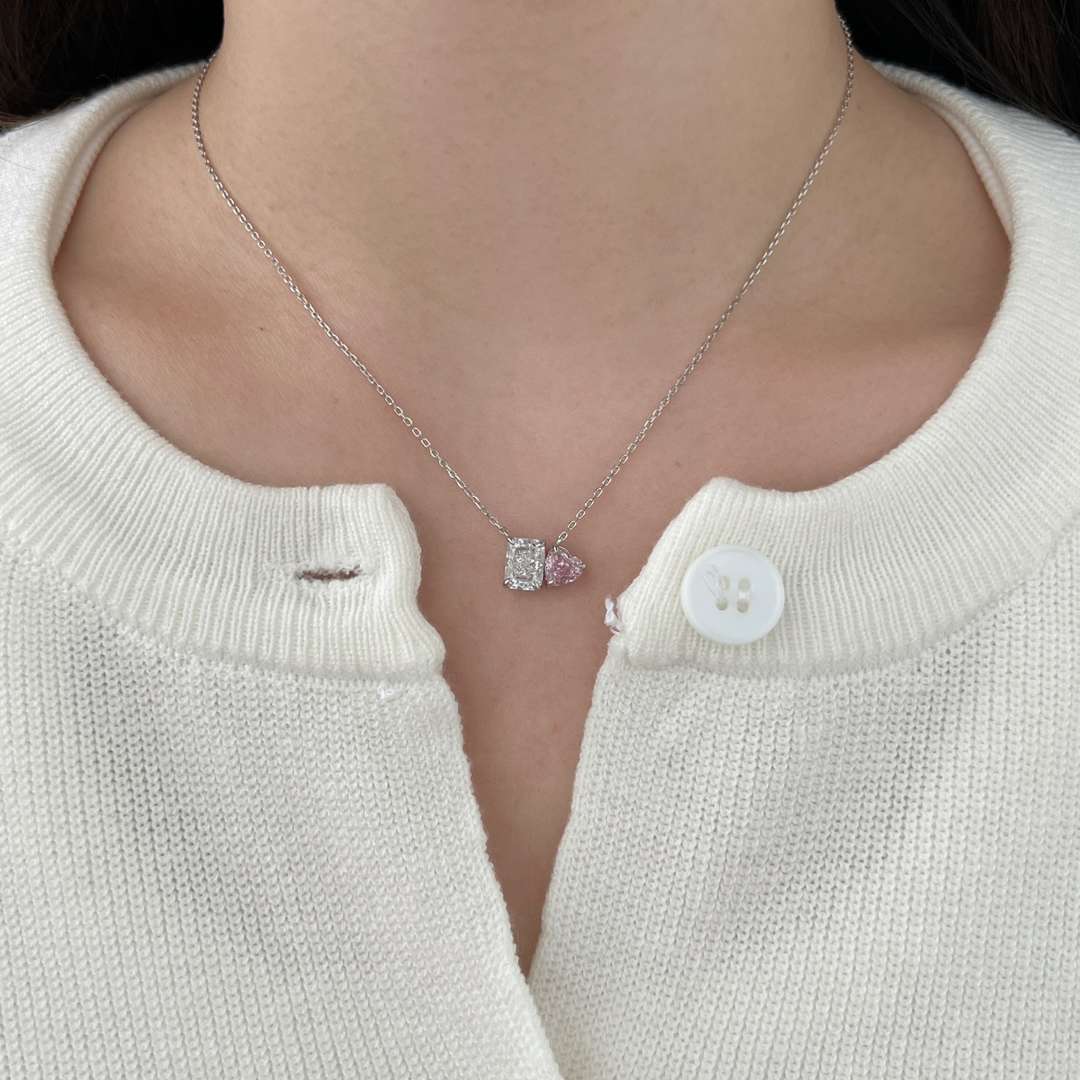 [Bijoux Regalia] Collier éblouissant en forme de carré et de cœur