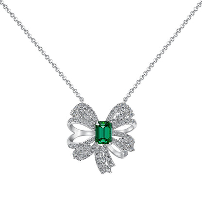 [Joyas Regalia] Collar lujoso con corte esmeralda en forma de flor