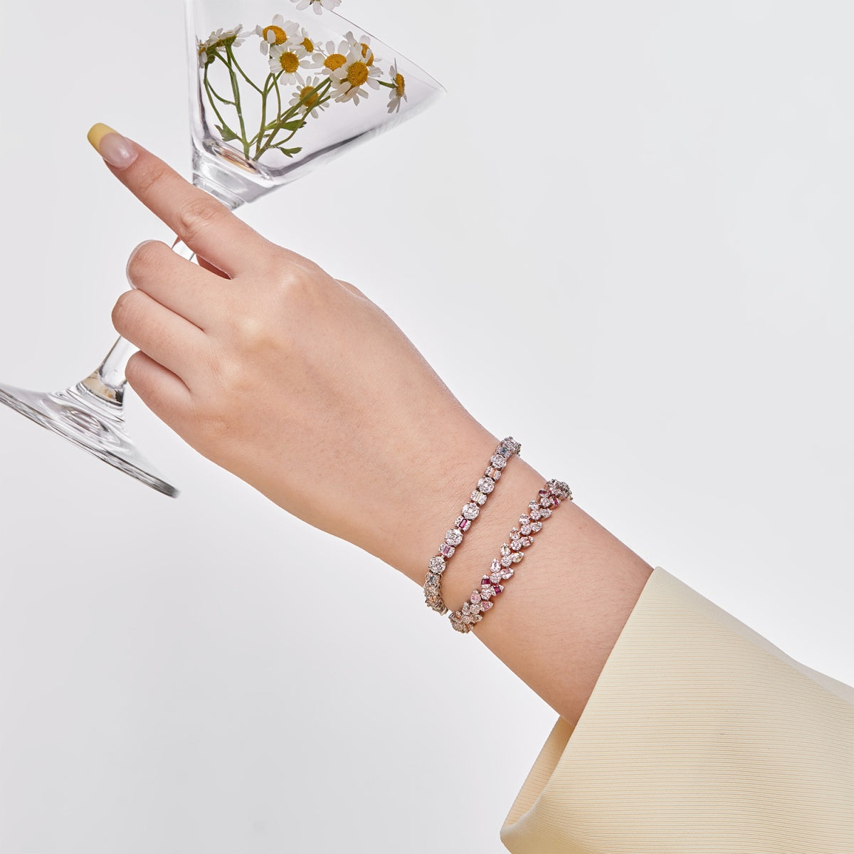 [Regalia jewelry]Dazzling Radiant Multi Cut Daily Bracelet