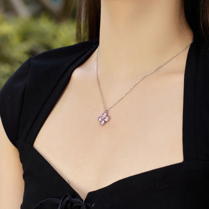 [Joyas Regalia] Collar de trébol de cuatro hojas y estrella de ocho puntas