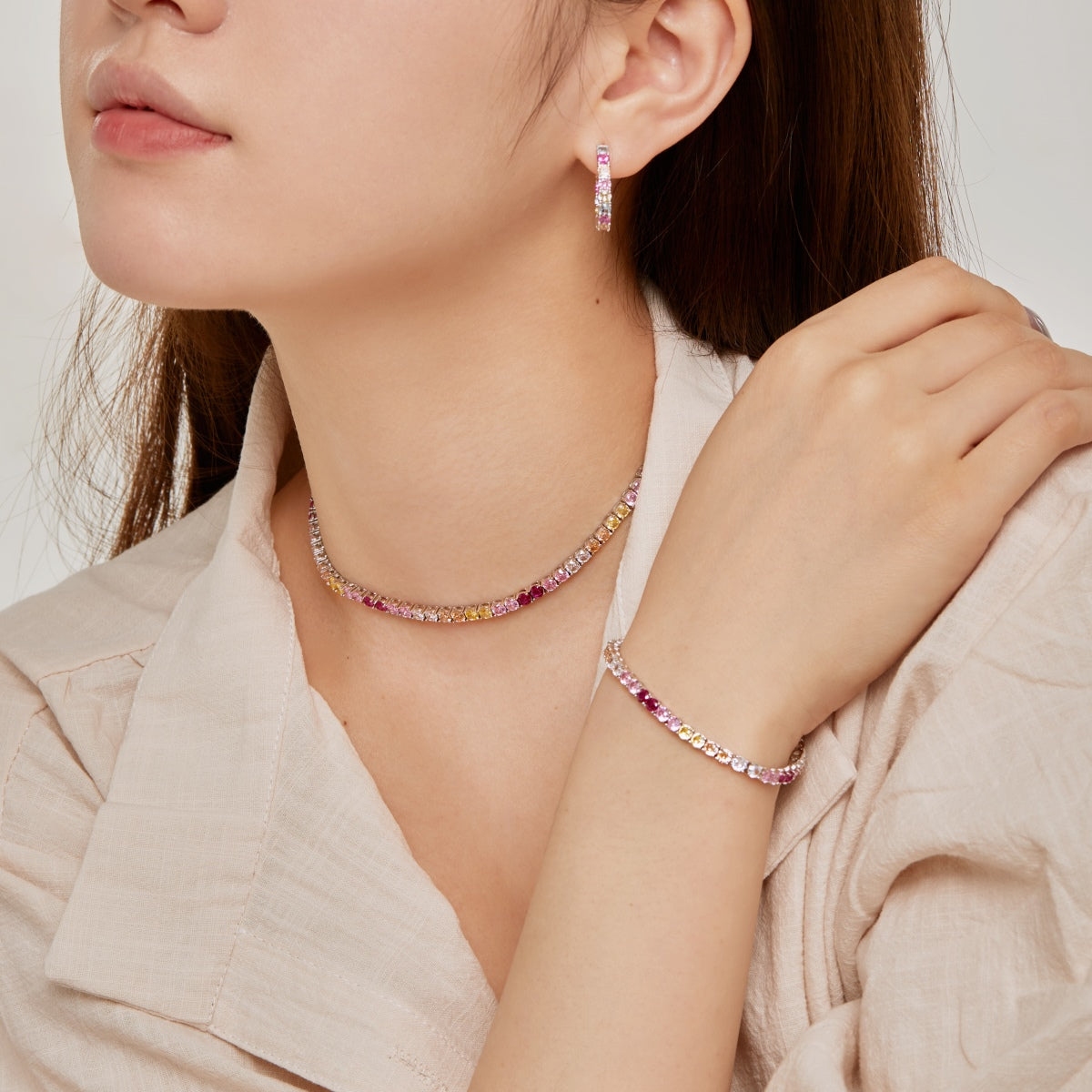 [Bijoux Regalia] Bracelet d'amoureux luxueux et coloré en forme de cœur romantique