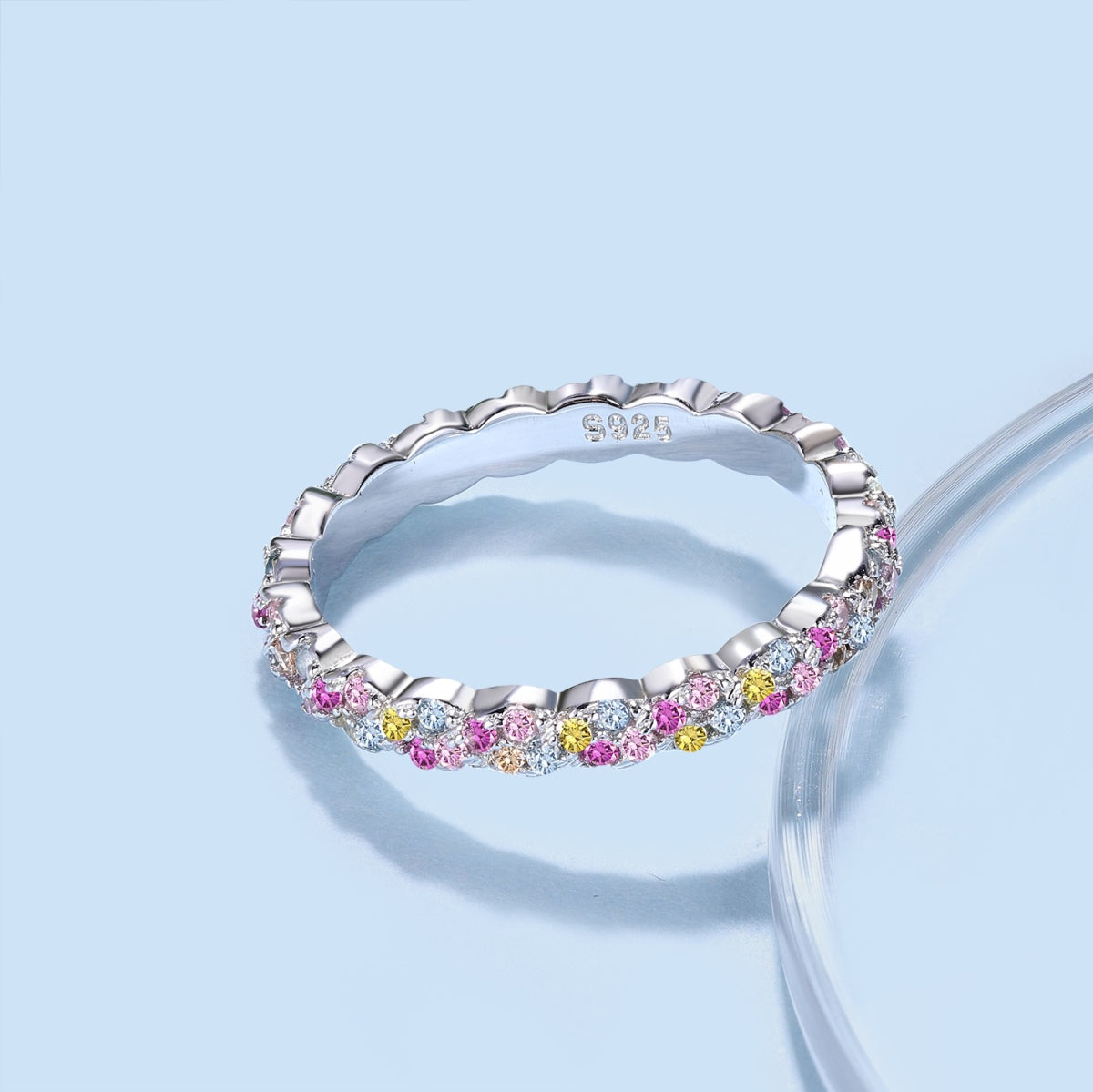 [Joyas Regalia] Anillo diario de corte redondo, delicado y exuberante