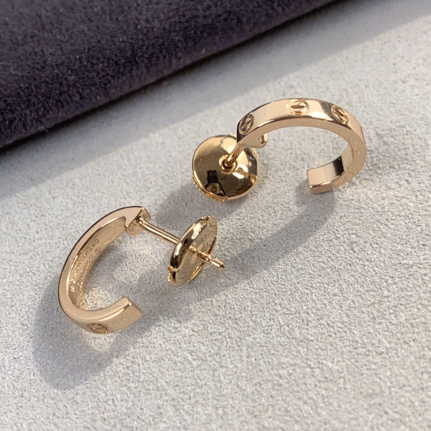 [Joyas Regalia] PENDIENTES LOVE 2.65MM ORO ROSA 