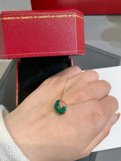 [Joyas Regalia] COLLAR AMULETTE DE MALAQUITA EN ORO ROSA