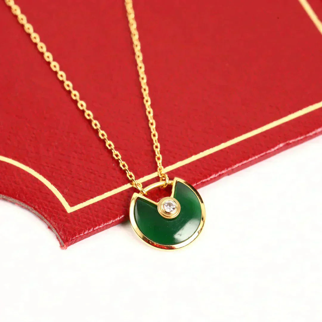 [Joyas Regalia] COLLAR AMULETTE DE ORO Y MALAQUITA