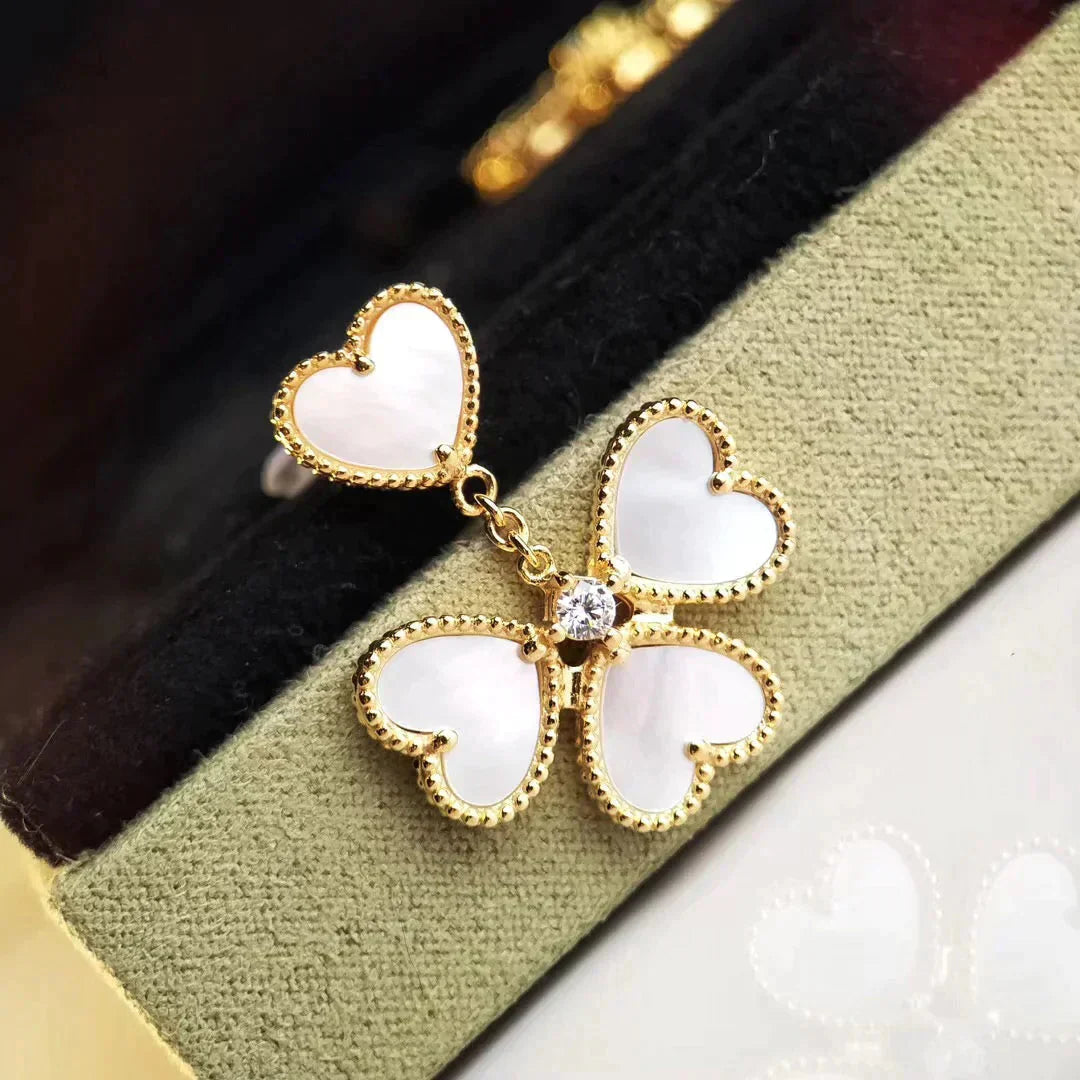 [Bijoux Regalia]Boucles d'oreilles Clover Sweet White Mop