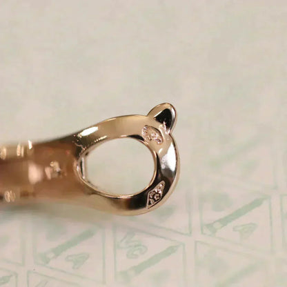[Joyas Regalia] PENDIENTES DE TRÉBOL MEDIANOS CON 1 MOTIVO Y DIAMANTES