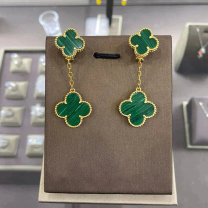 [Joyas Regalia] PENDIENTES CON 2 MOTIVOS DE TRÉBOL (VARIAS OPCIONES)