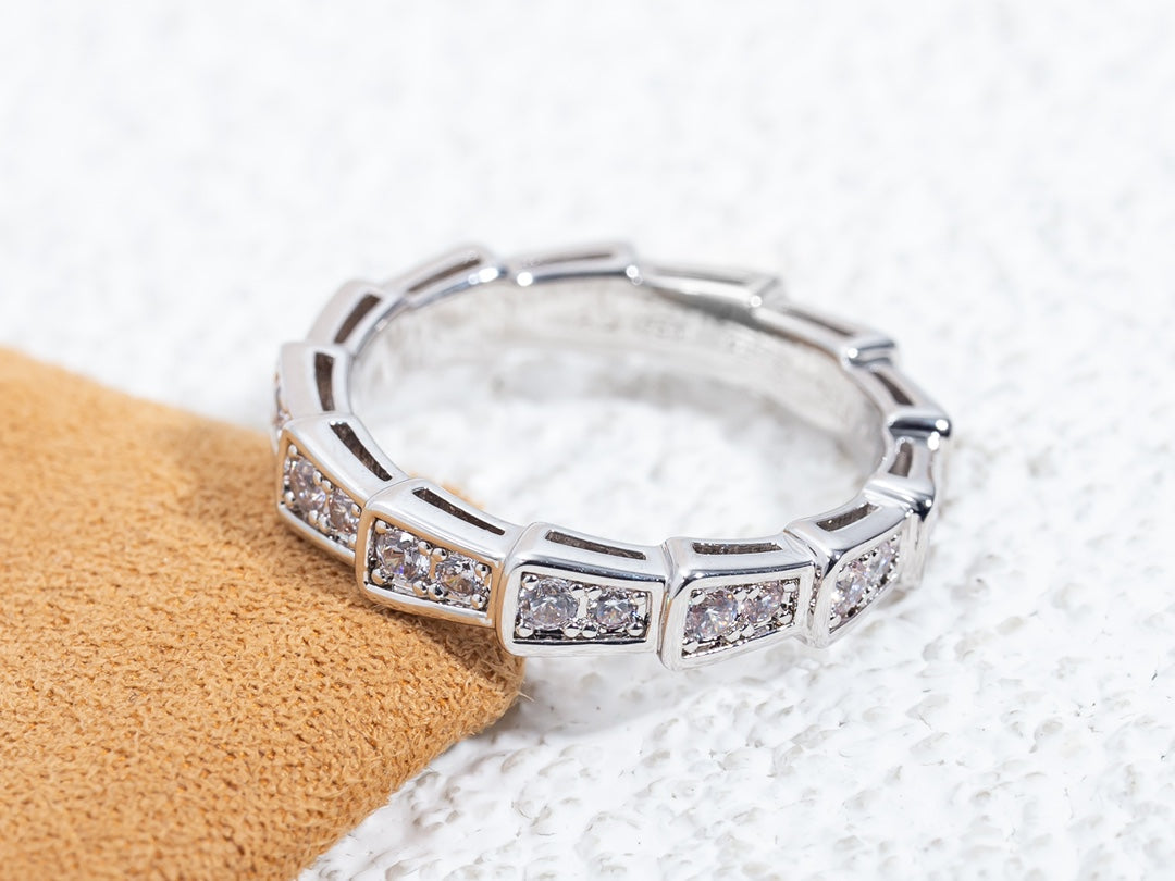 [Joyas Regalia] ANILLO SERPENTI PLATA CON DIAMANTES PAVÉ 3MM