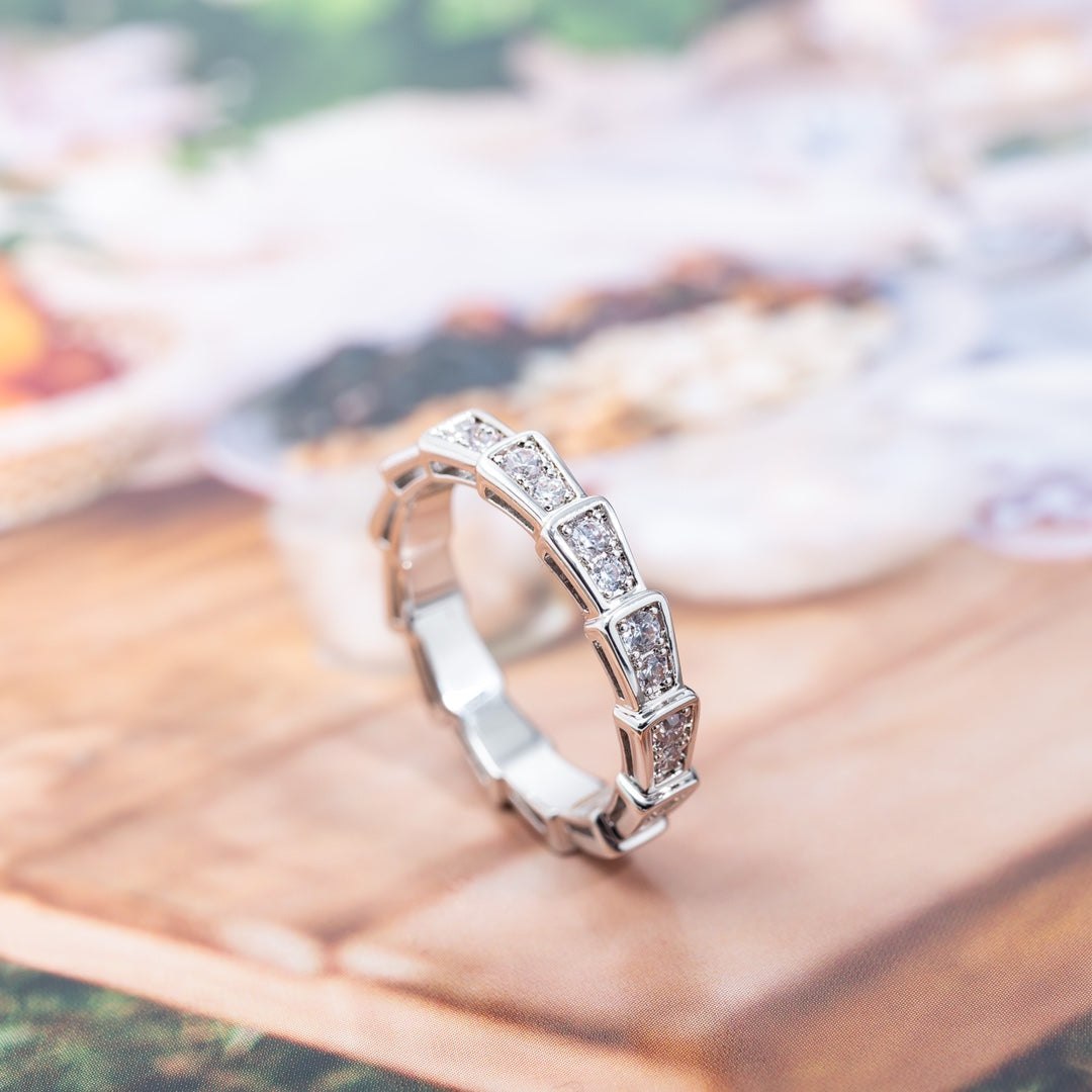 [Joyas Regalia] ANILLO SERPENTI PLATA CON DIAMANTES PAVÉ 3MM