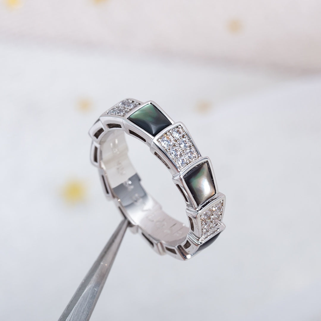 [Joyas Regalia] ANILLO SERPENTI PLATA DIAMANTE NEGRO MOP 4MM