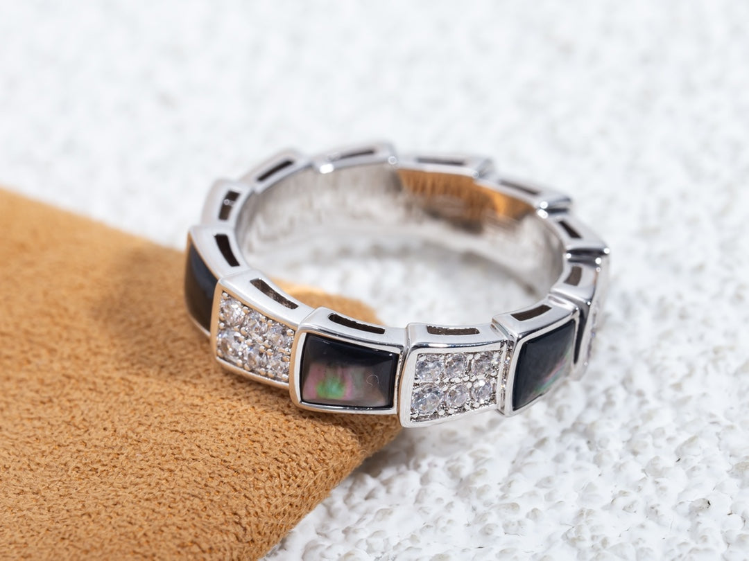 [Joyas Regalia] ANILLO SERPENTI PLATA DIAMANTE NEGRO MOP 4MM
