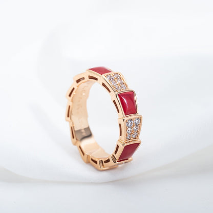 [Joyas Regalia] ANILLO SERPENTI ORO ROSA CORNALINA PAVÉ DE DIAMANTES 4 MM