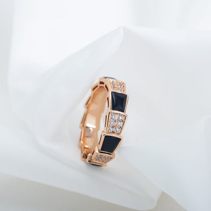 [Joyas Regalia] ANILLO SERPENTI ORO ROSA NEGRO CON DIAMANTES PAVÉ 4 MM