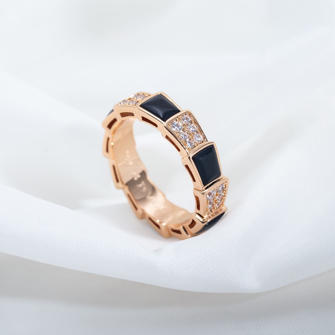 [Joyas Regalia] ANILLO SERPENTI ORO ROSA NEGRO CON DIAMANTES PAVÉ 4 MM