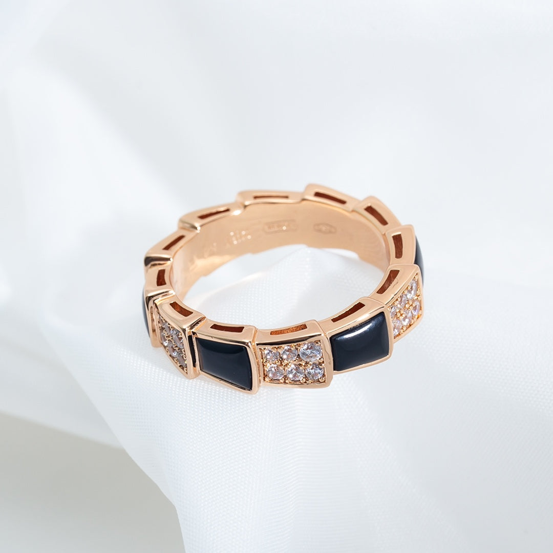 [Joyas Regalia] ANILLO SERPENTI ORO ROSA NEGRO CON DIAMANTES PAVÉ 4 MM