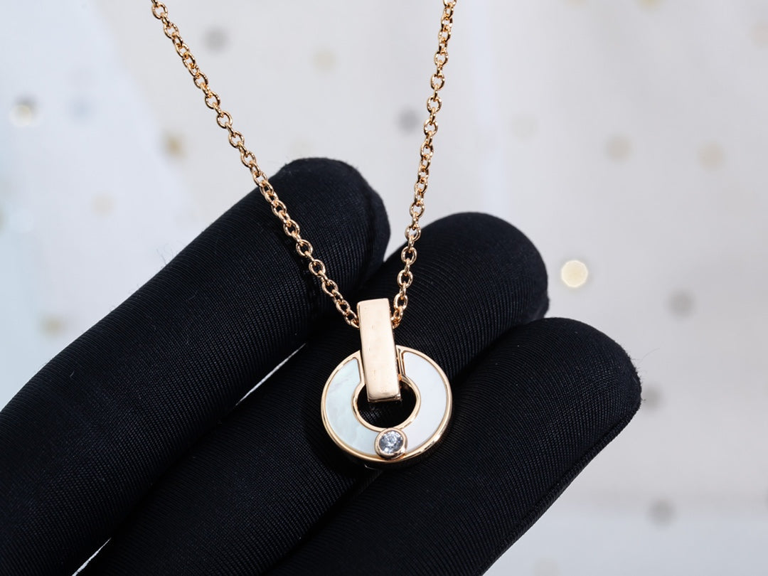 [Bijoux Regalia] COLLIER GARI NACRE OR ROSE