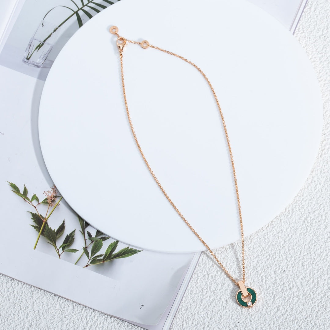 [Joyas Regalia]COLLAR GARI ORO ROSA MALAQUITA