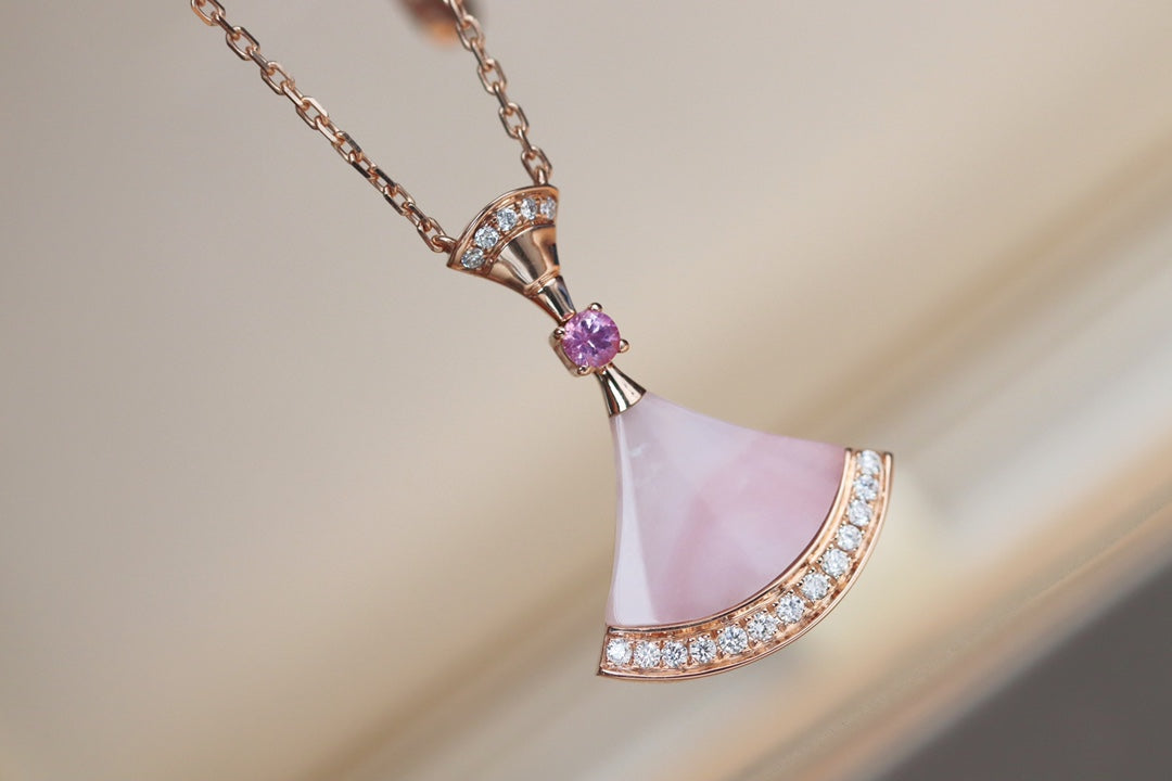 [Bijoux Regalia] COLLIER DREAM NACRE ROSE DIAMANT