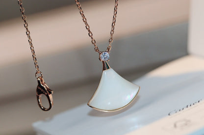 [Bijoux Regalia] COLLIER DREAM NACRE BLANCHE OR ROSE 1 DIAMANT
