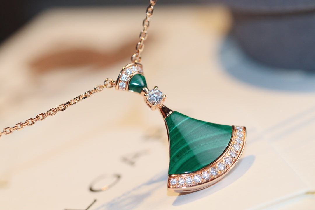 [Bijoux Regalia] COLLIER DE RÊVE MALACHITE DIAMANT