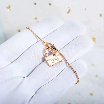 [Bijoux Regalia] COLLIER AMULETTE PÉDANT EN OR ROSE