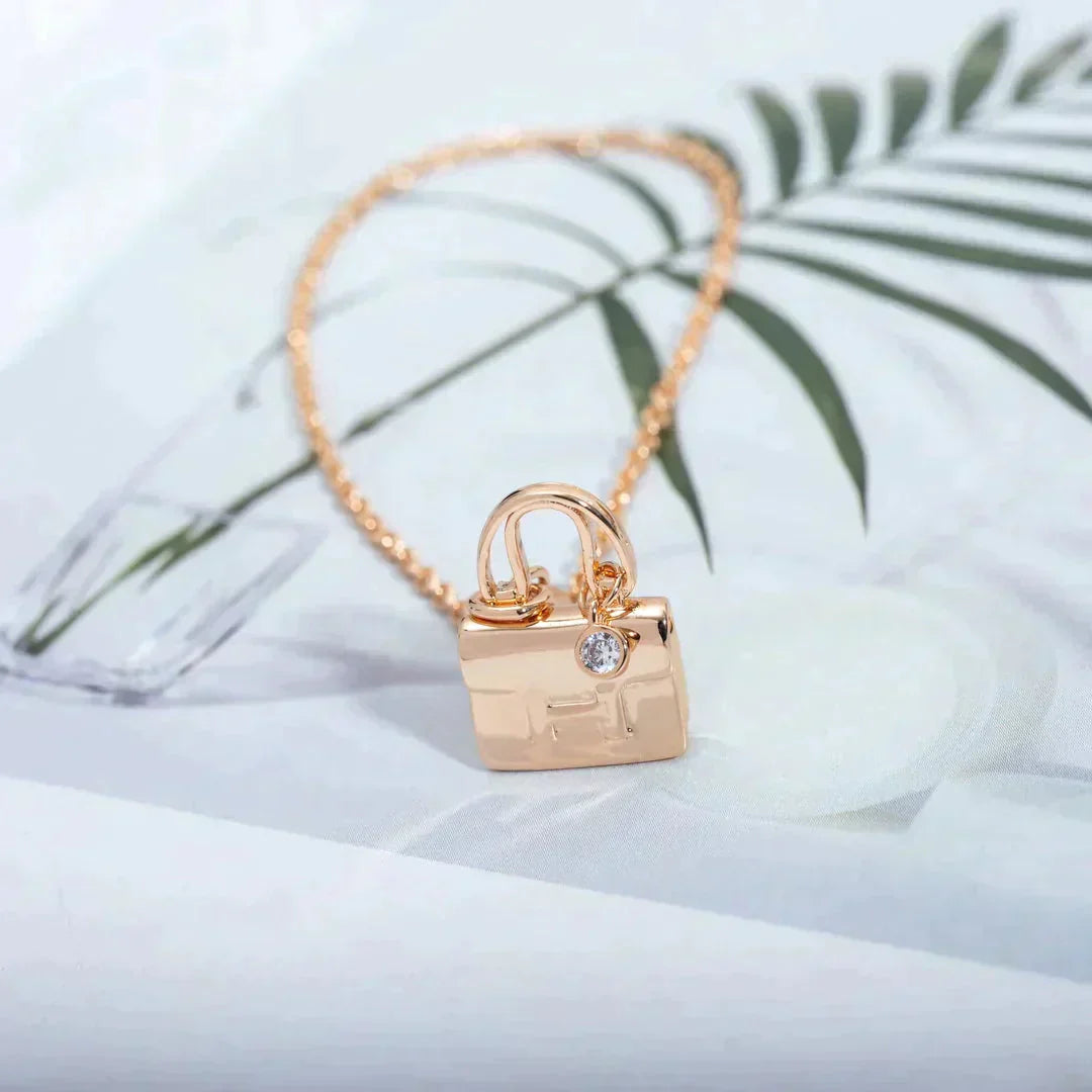 [Bijoux Regalia] COLLIER AMULETTE PÉDANT EN OR ROSE