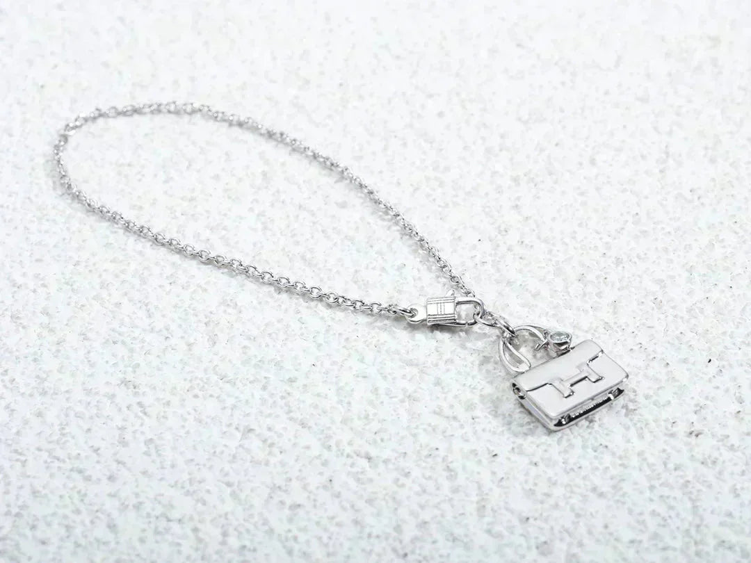 [Bijoux Regalia] COLLIER AMULETTE PÉDANT EN ARGENT
