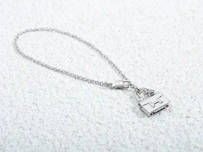 [Bijoux Regalia] COLLIER AMULETTE PÉDANT EN ARGENT