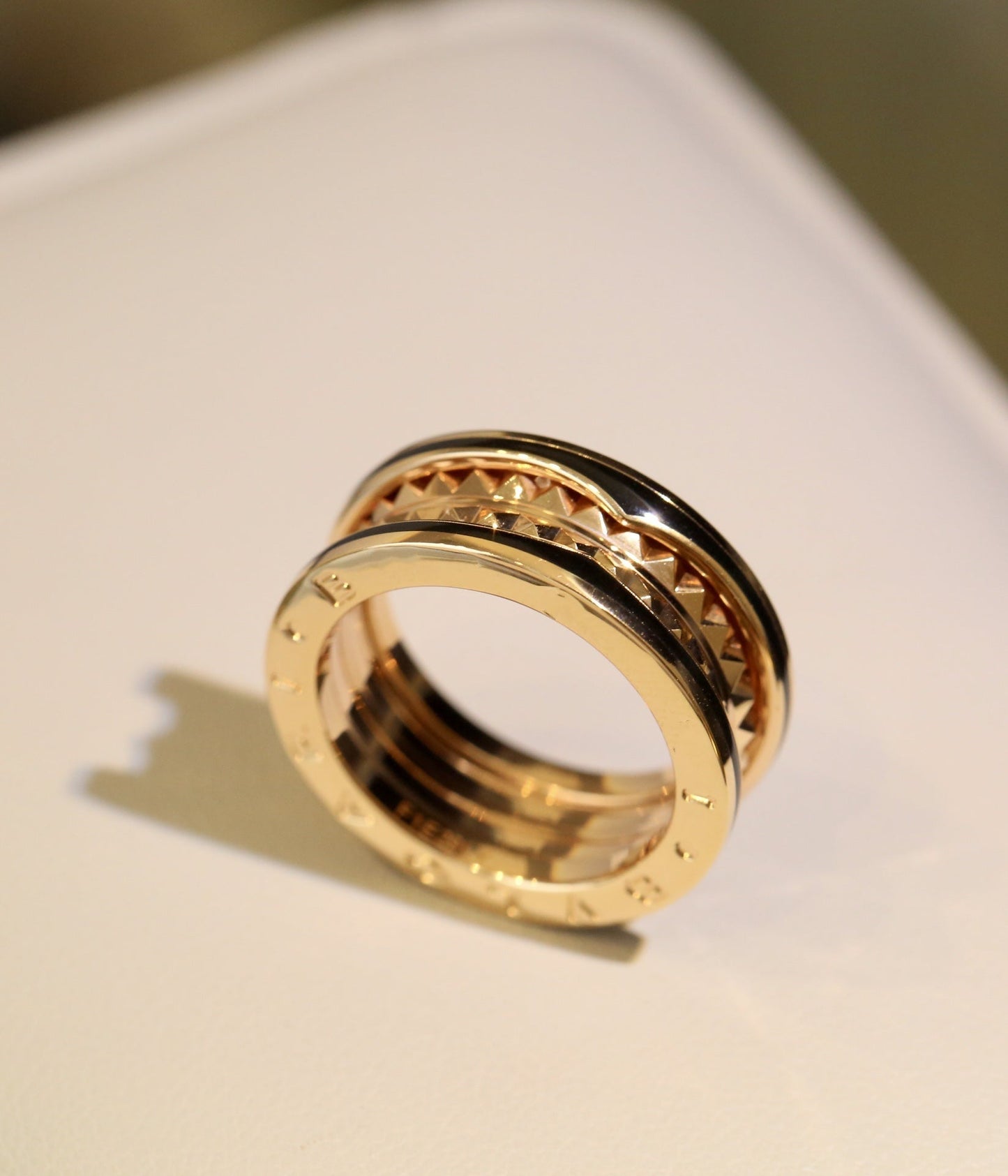 [Bijoux Regalia] BAGUE ZERO 1 OR ROSE CÉRAMIQUE NOIRE