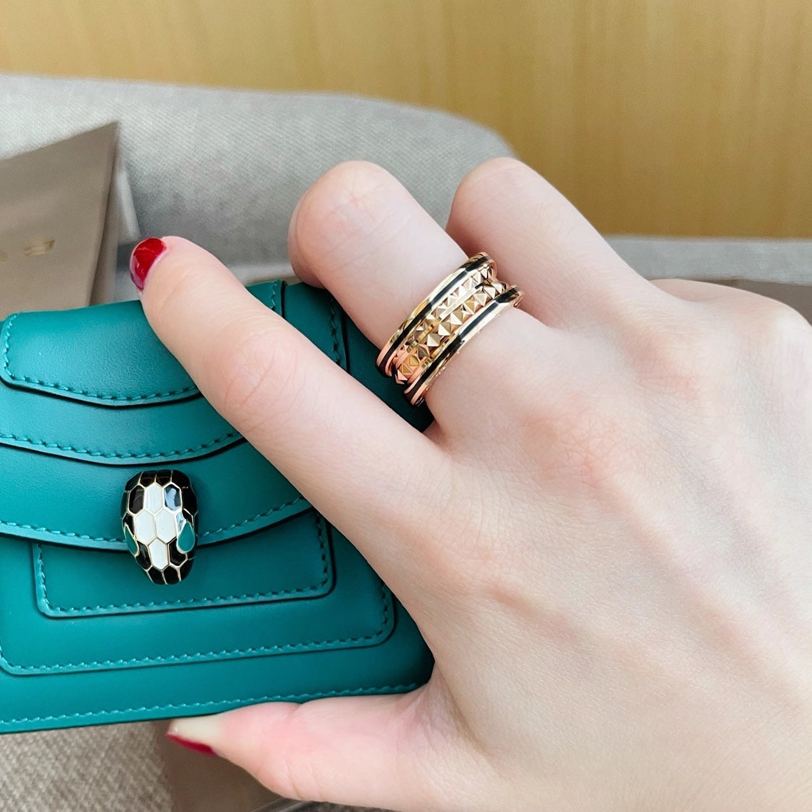 [Bijoux Regalia] BAGUE ZERO 1 OR ROSE CÉRAMIQUE NOIRE