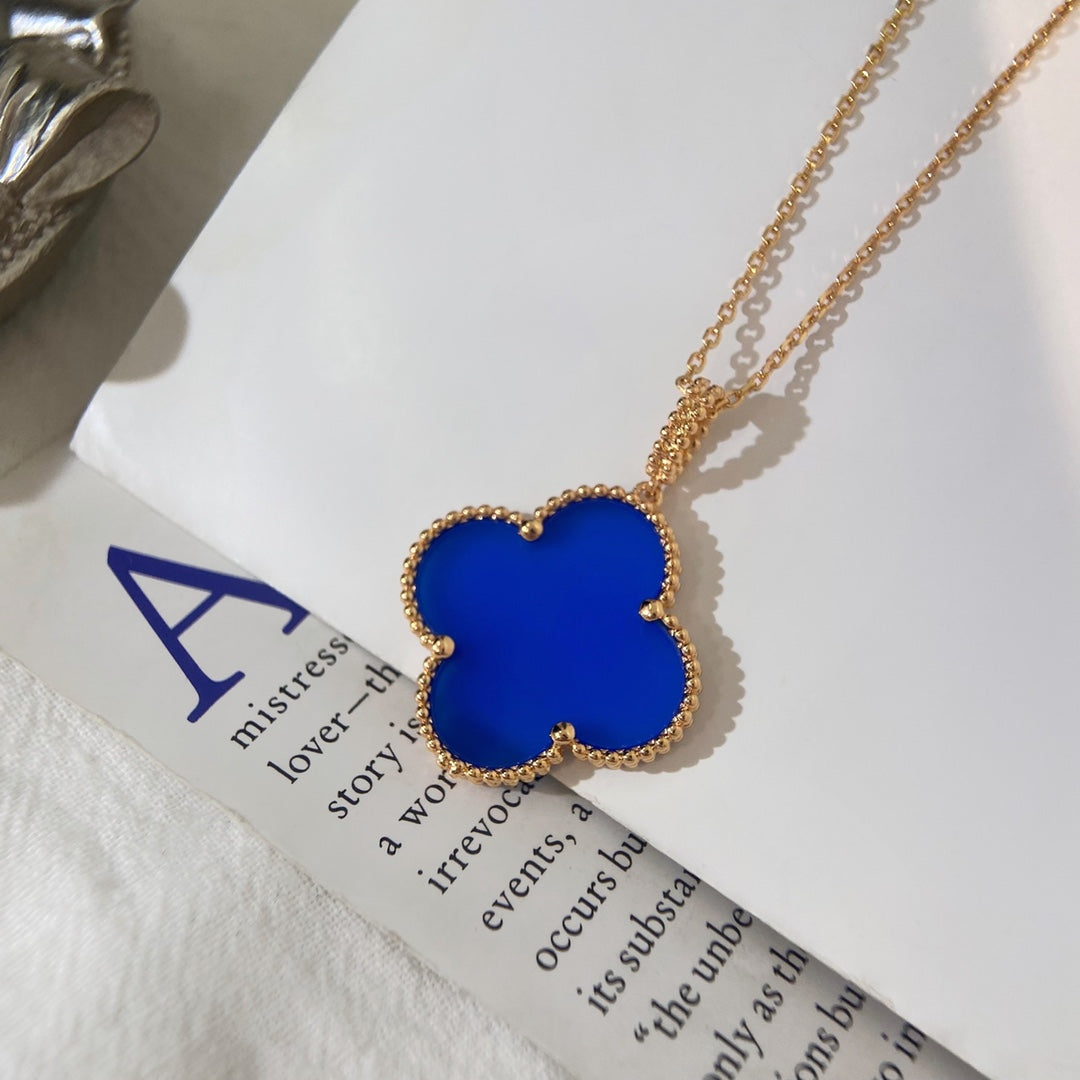 [Bijoux Regalia] COLLIER TRÈFLE 25 MM TURQUOISE OR ROSE
