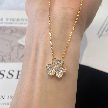 [Joyas Regalia] COLLAR DE DIAMANTES CON FLOR