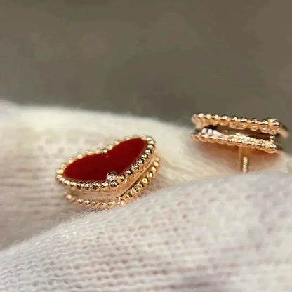 [Joyas Regalia] PENDIENTES DE CORAZÓN CON CORNALINA