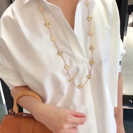 [Joyas Regalia] COLLAR DE DIAMANTES LÁSER CON 20 MOTIVOS DE TRÉBOL