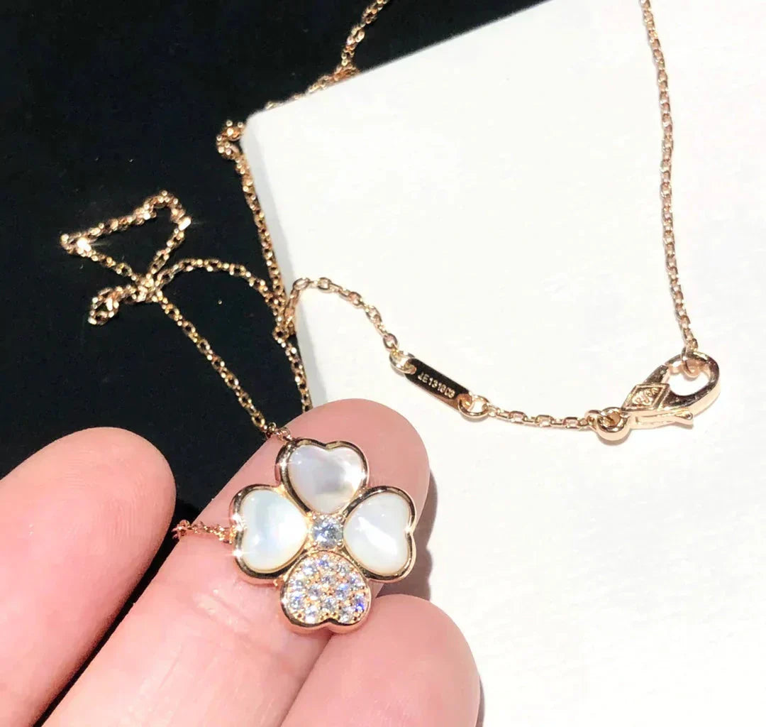 [Bijoux Regalia] COLLIER EN OR ROSE ET DIAMANTS CLOVER MOP