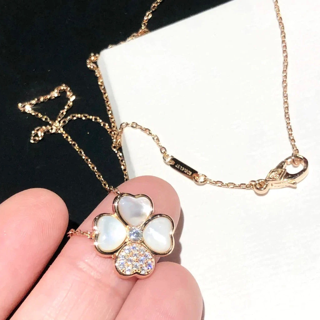 [Bijoux Regalia] COLLIER EN OR ROSE ET DIAMANTS CLOVER MOP