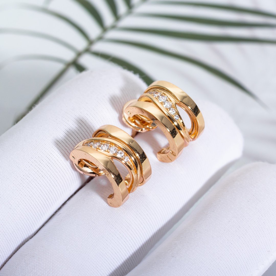[Joyas Regalia] PENDIENTES DE ORO ROSA CON DIAMANTES ZERO 1