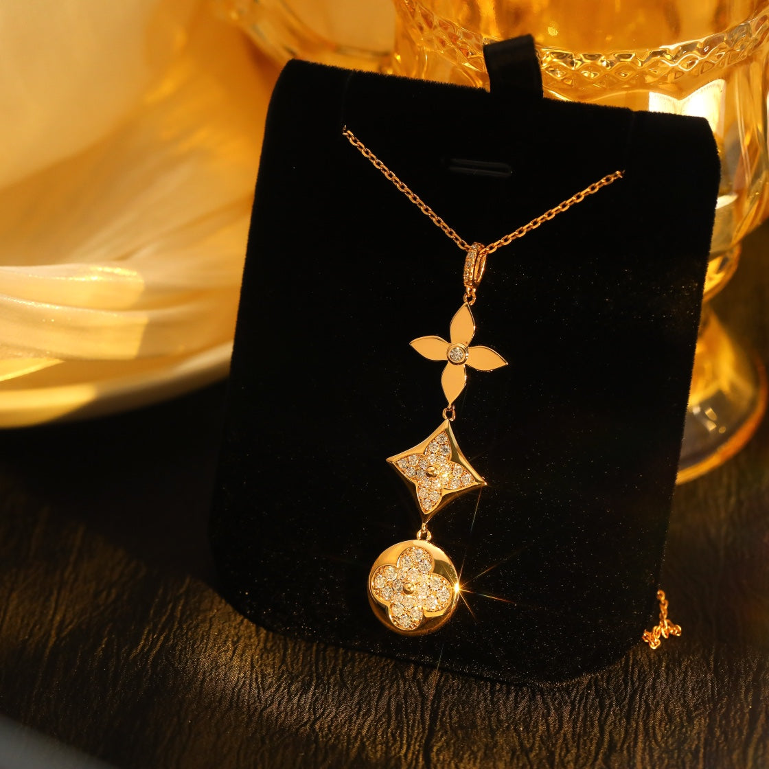 [Bijoux Regalia] COLLIER EN OR ROSE DIAMANT ÉTOILE ET SOLEIL