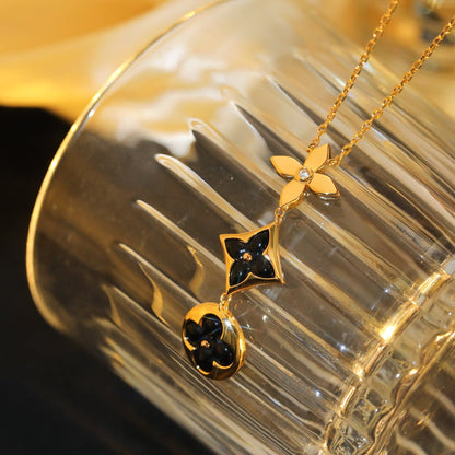 [Joyas Regalia] COLLAR DE ORO ROSA CON ÓNIX DE ESTRELLA Y SOL