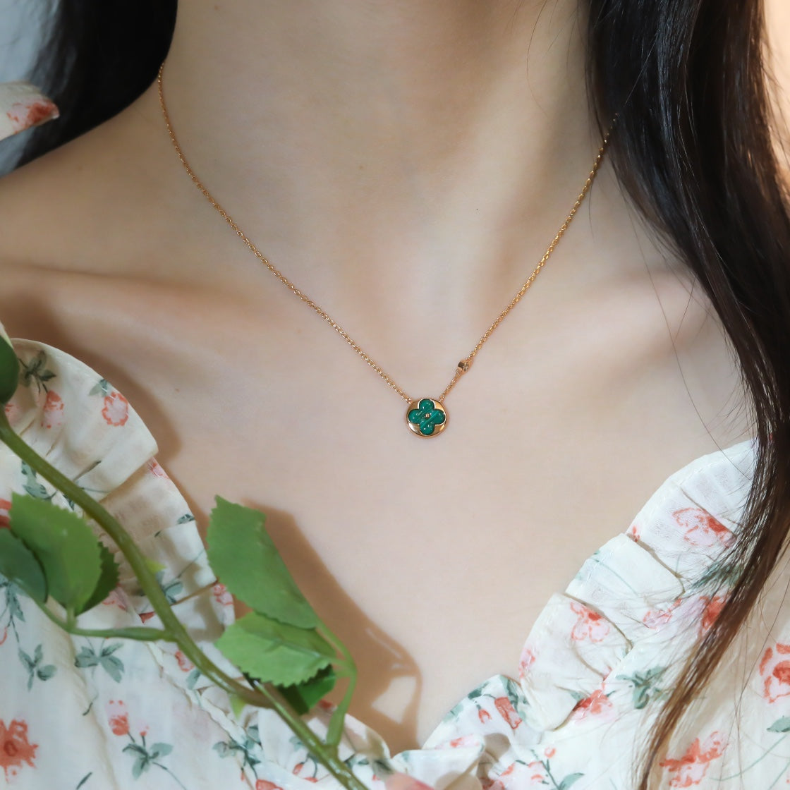 [Bijoux Regalia] COLLIER PENDENTIF SOLEIL EN OR ROSE 1 DIAMANT