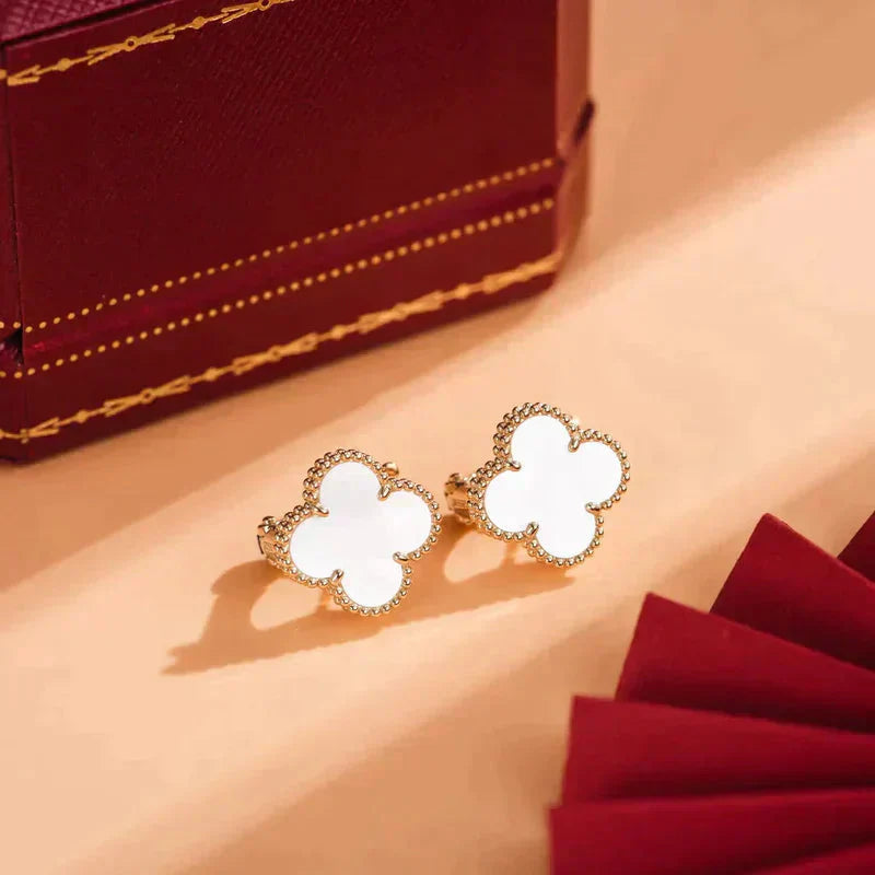[Bijoux Regalia]Boucles d'oreilles Clover Medium 1 Motif Blanc Mop